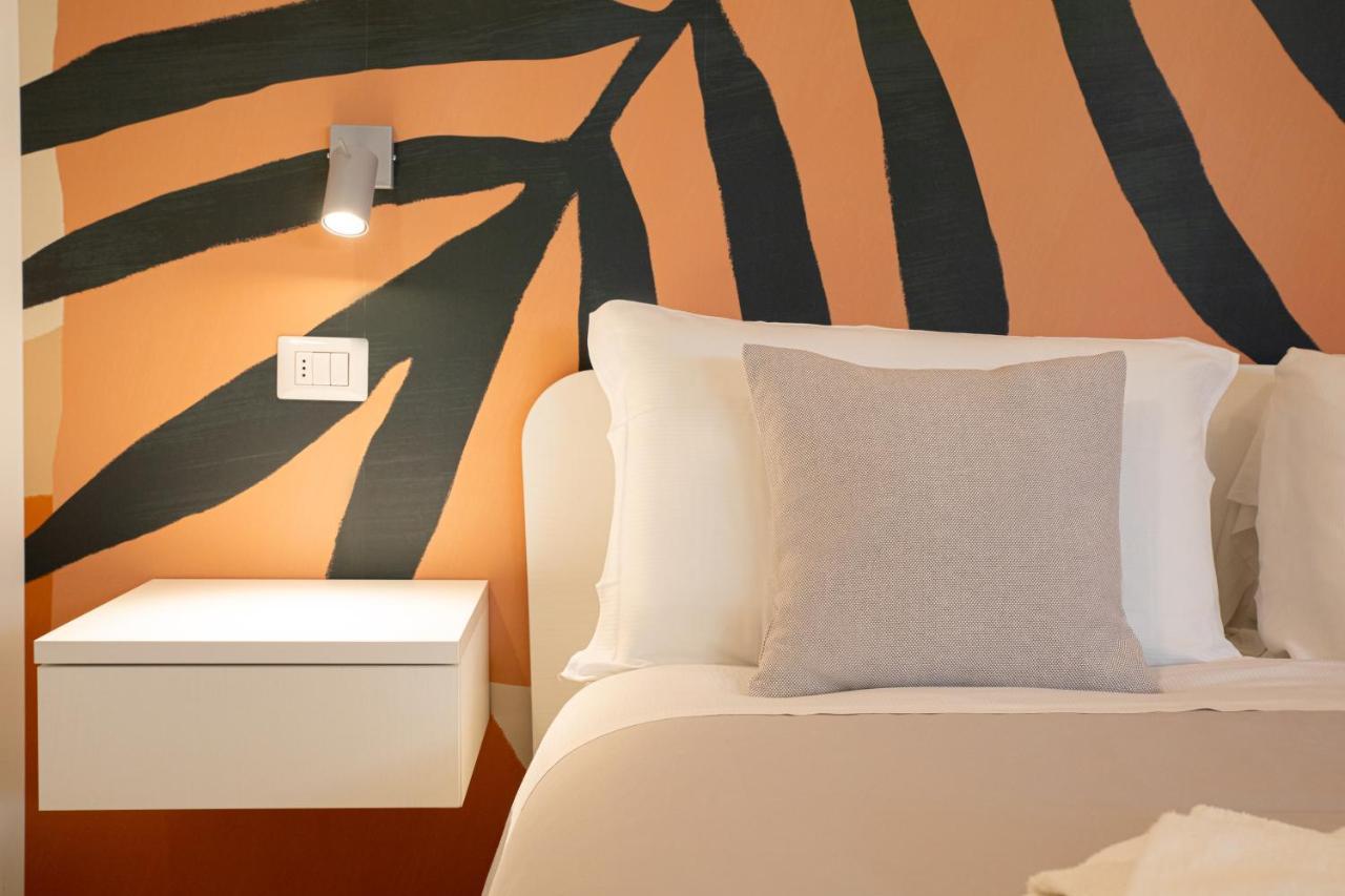 Resilienza Tropical Apartments & Room Porto Sant'Elpidio Bagian luar foto