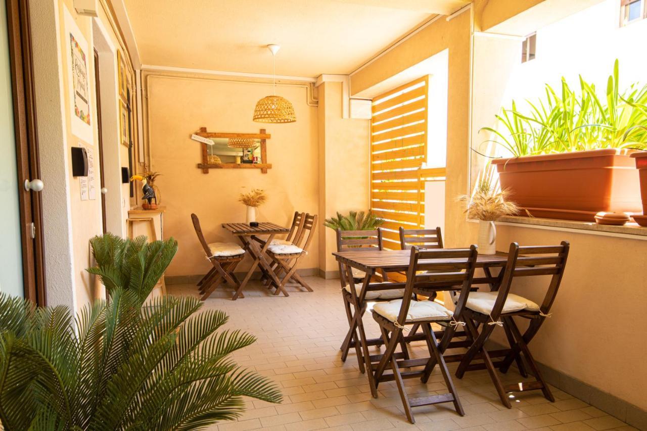 Resilienza Tropical Apartments & Room Porto Sant'Elpidio Bagian luar foto