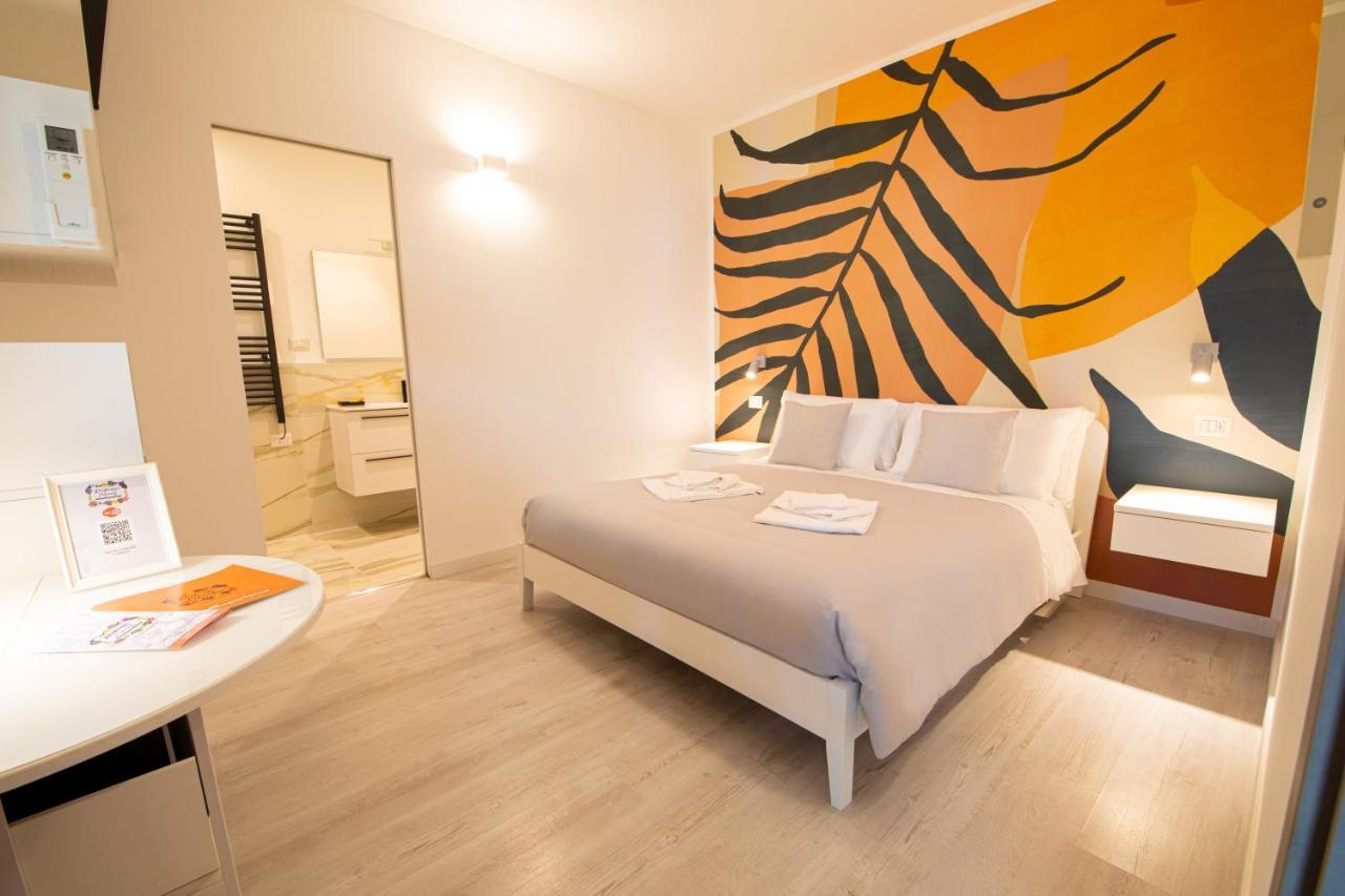 Resilienza Tropical Apartments & Room Porto Sant'Elpidio Bagian luar foto