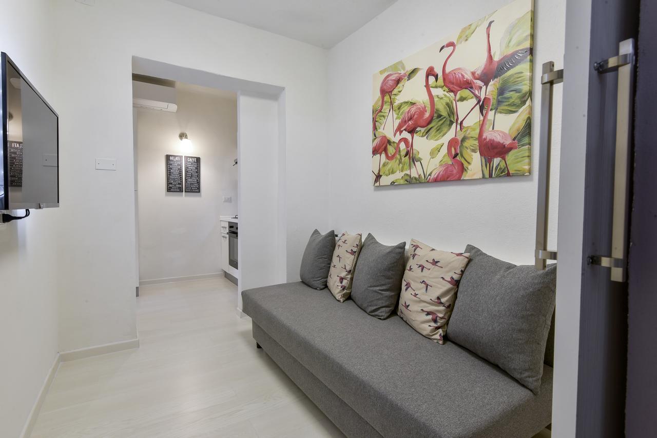 Resilienza Tropical Apartments & Room Porto Sant'Elpidio Bagian luar foto